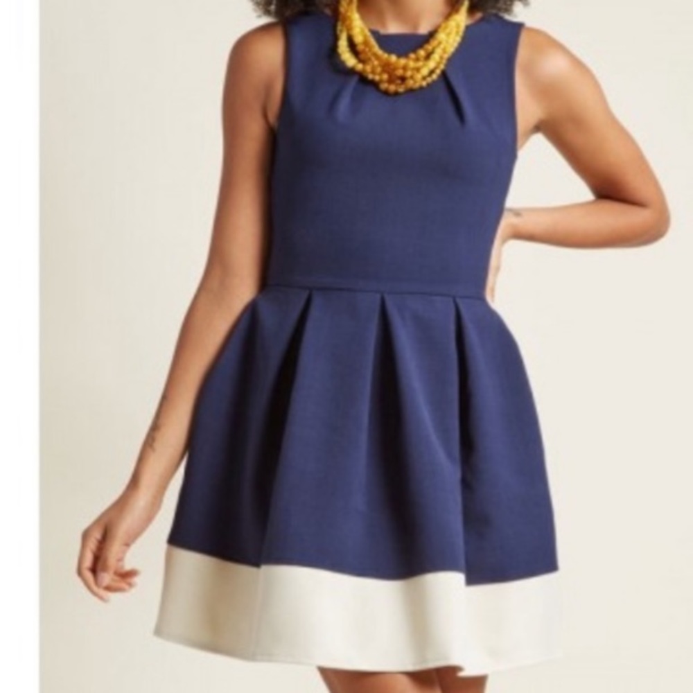 Closet London Navy/Cream Dress Size 6 US/10 UK